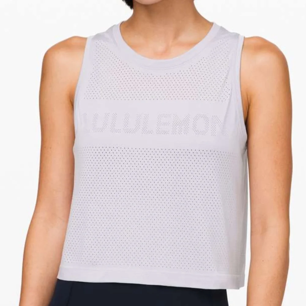 Lululemon Breeze By Muscle Crop‎ Tank *lululemon Silver Lilac
